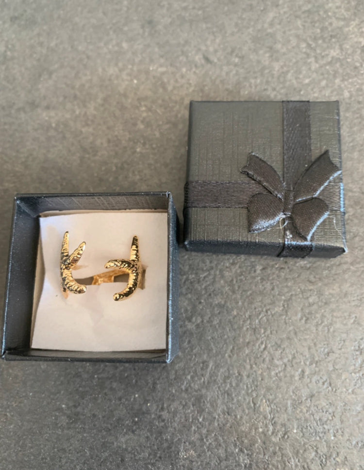 Bague étoiles de mer dorée – doigt ou orteil ajustable