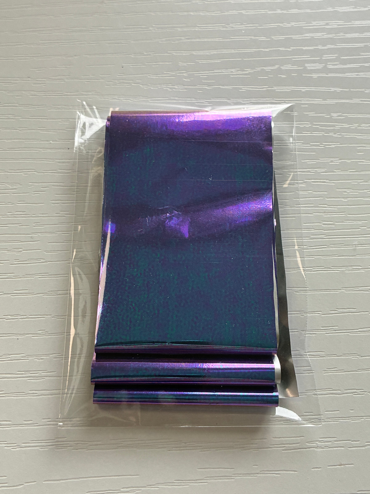 Foil Nail Art Violet Caméléon – Reflets bleus métallisés – 1 m