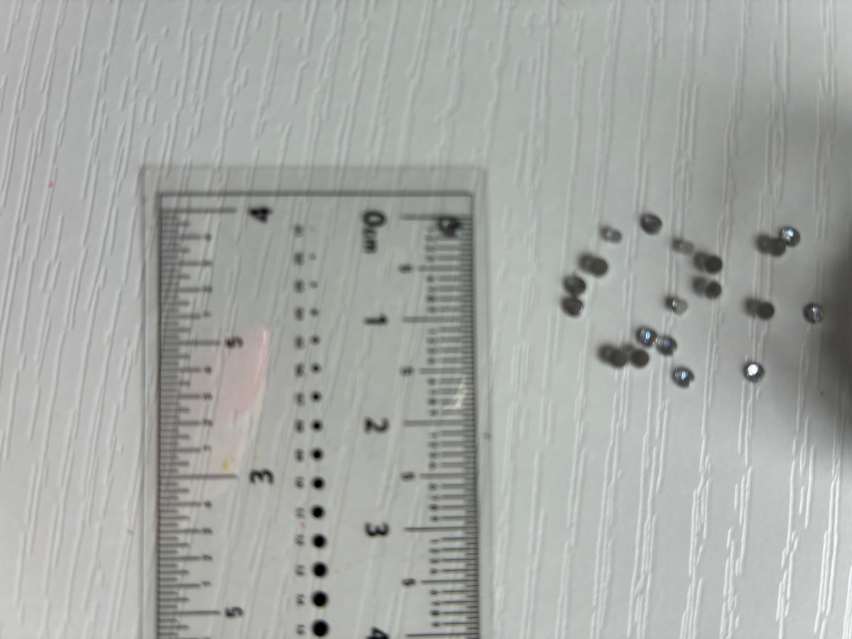 Strass argentés assortis – Décoration Nail Art