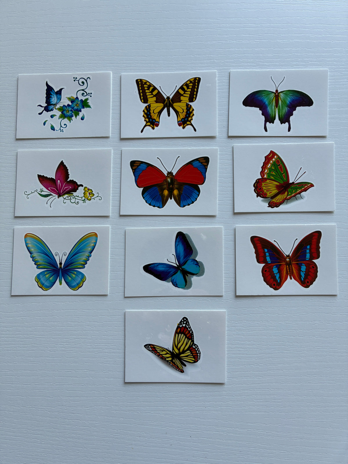 Lot de 10 tatouages éphémères Papillons colorés