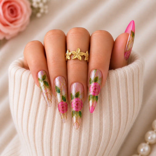 Bague Fleurs dorée ajourée – Acier inoxydable – Ajustable