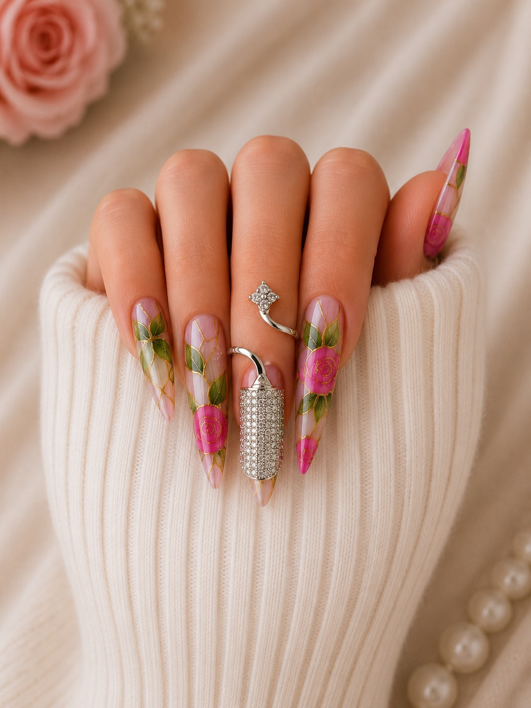 Bague d'ongle Étoile précieuse argentée