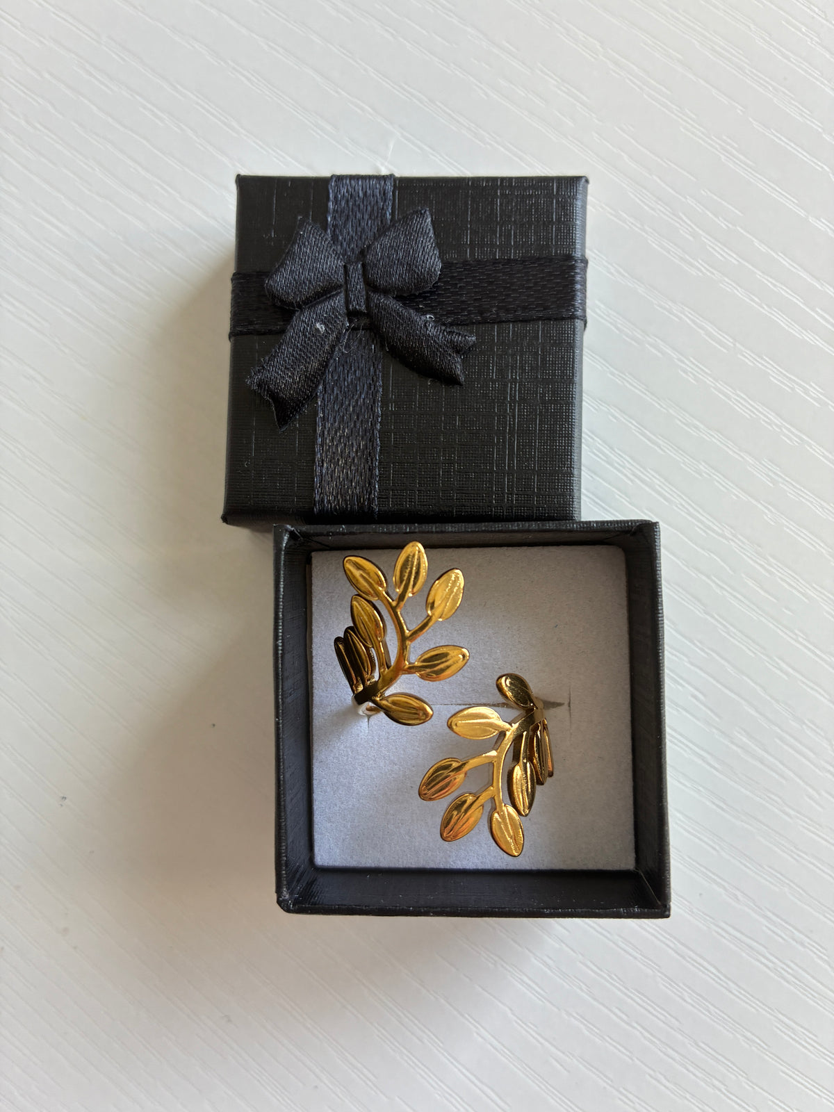 Bague Branche d’Olivier dorée – Acier inoxydable – Ajustable