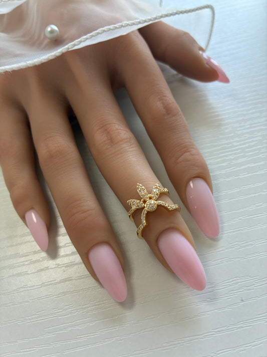 Bague d’ongle Fleur dorée à strass – Ajustable