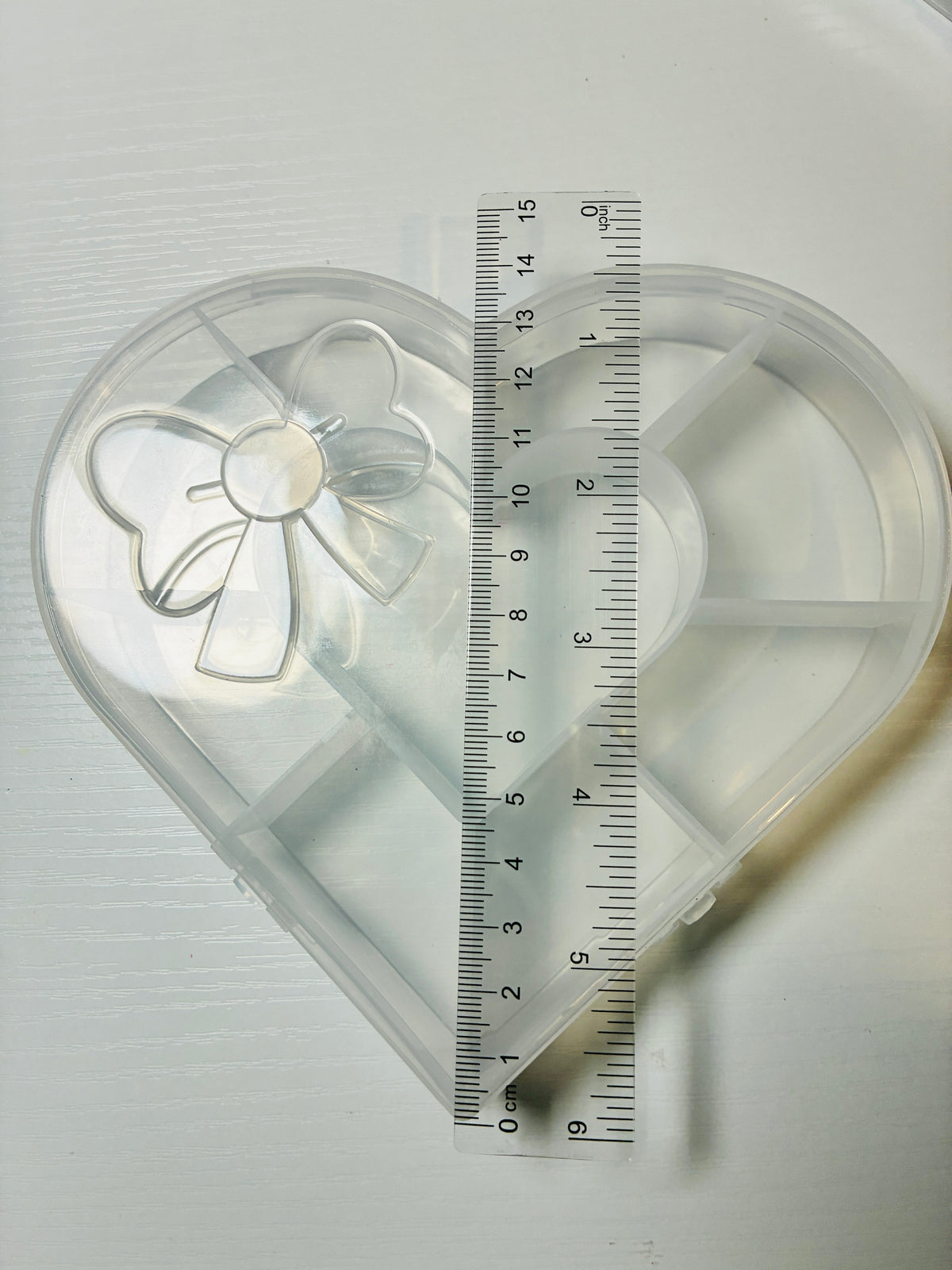 Boîte de rangement cœur transparente à compartiments