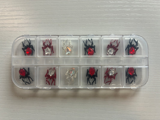 Araignées bijoux 3D rouges avec strass – Nail Art