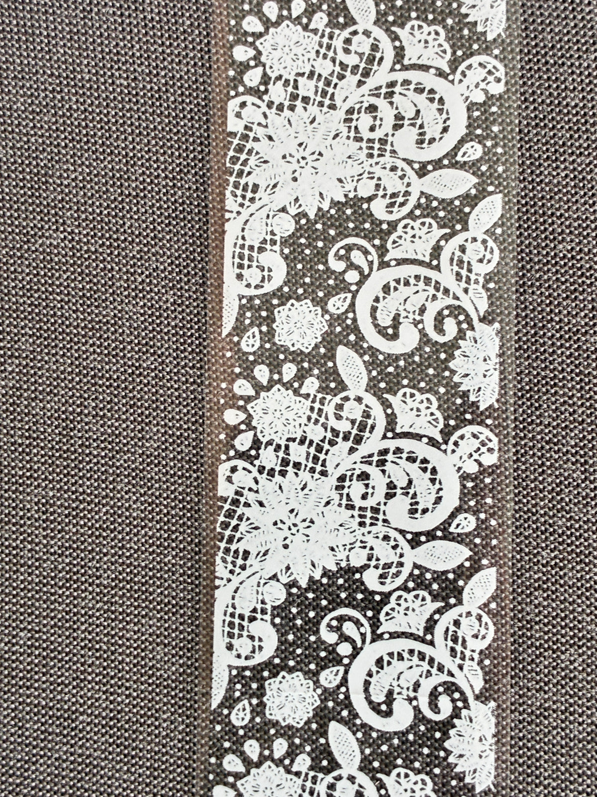 Foil Nail Art – Dentelle blanche arabesques – 1 mètre