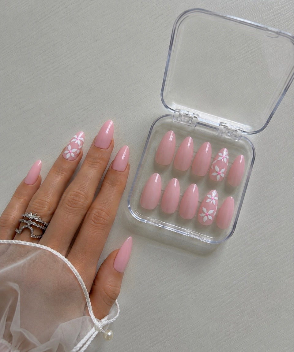 Les Essentiels Signature – Élise rose – Amande M
