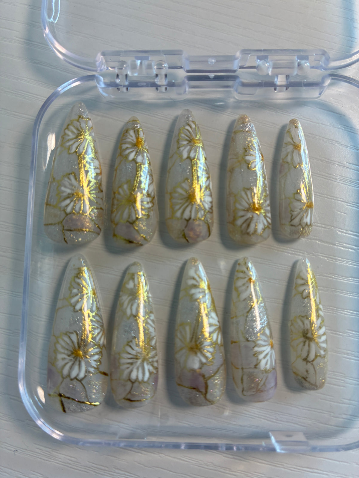 Jardin de roses – Marguerite – Amande L