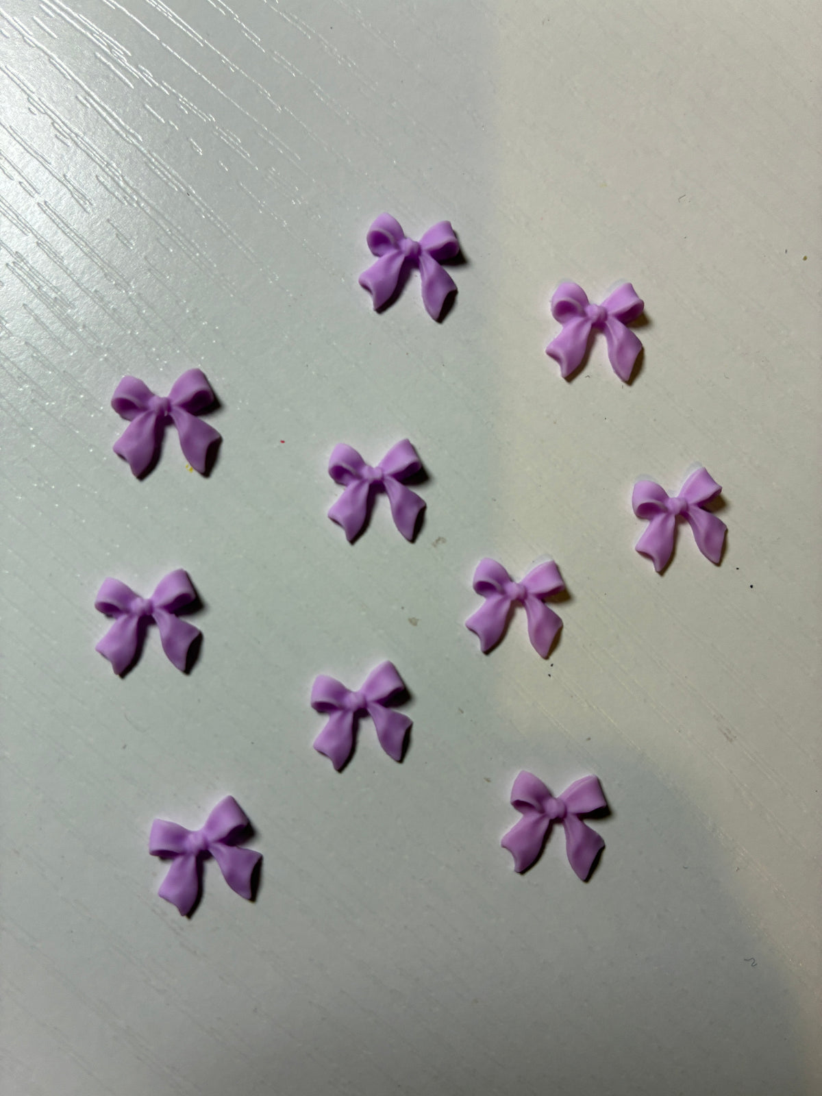 Bijoux d'ongles 3D – Nœuds mauves – Lot de 10