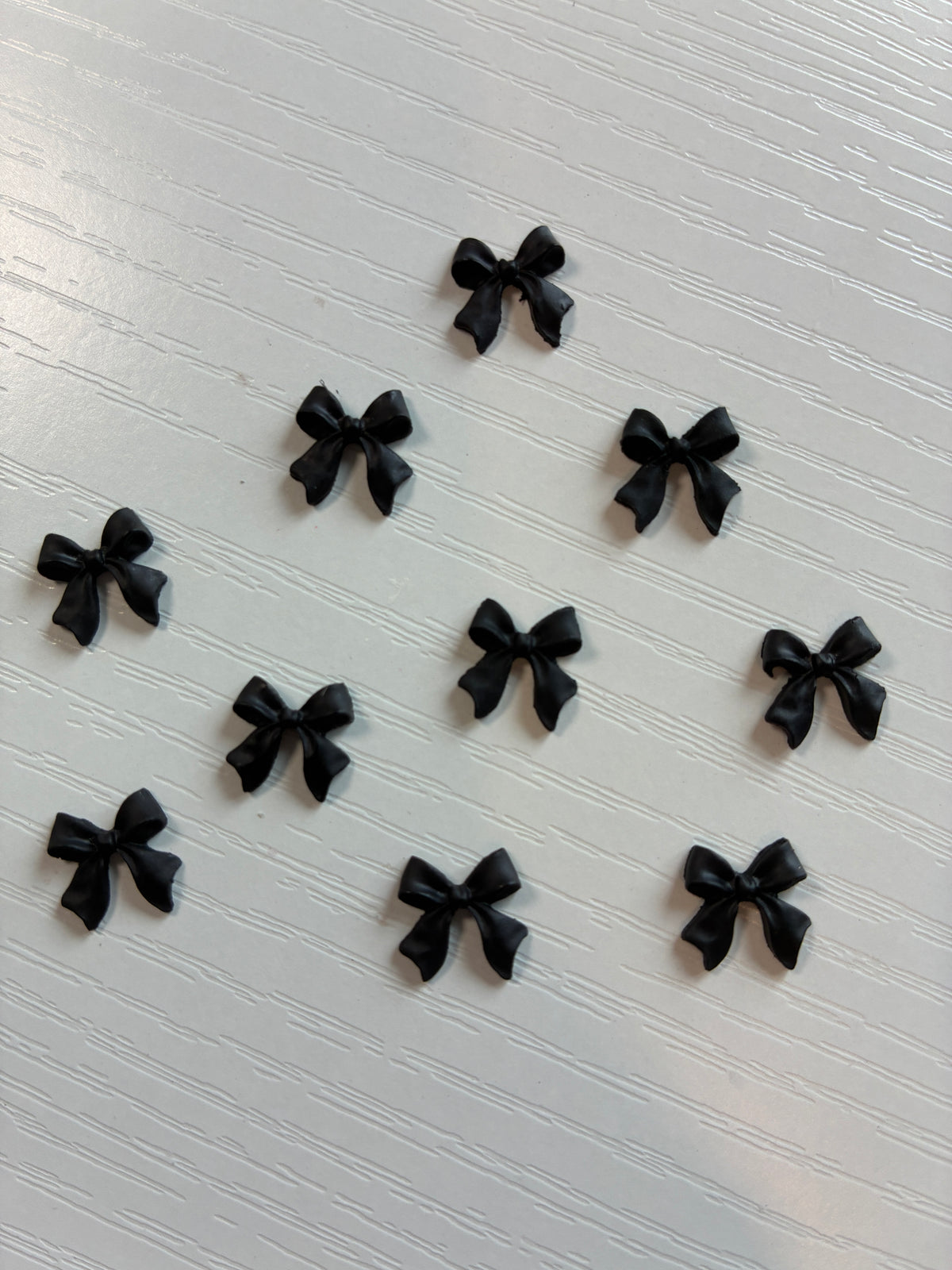 Bijoux d’ongles 3D – Nœuds noirs – Lot de 10
