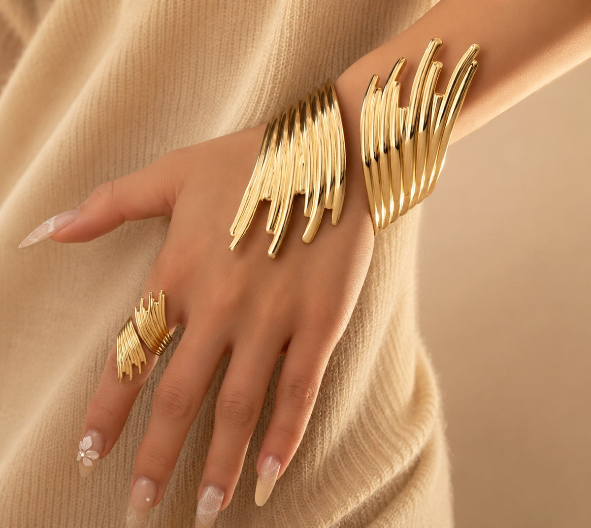 Parure Éclipse – Bracelet manchette & bague ajustable – Dorée