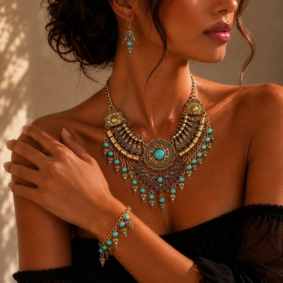 Parure bohème dorée et turquoise – Collier, bracelet et boucles d’oreilles