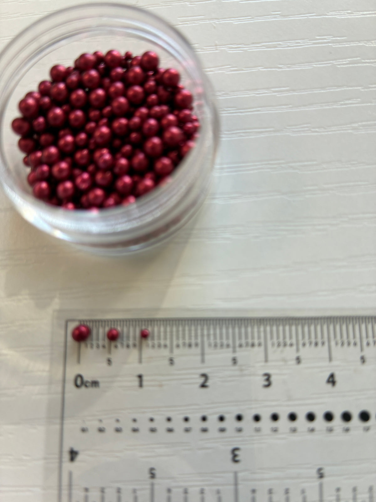 Perles caviar bordeaux pour nail art – Tailles assorties