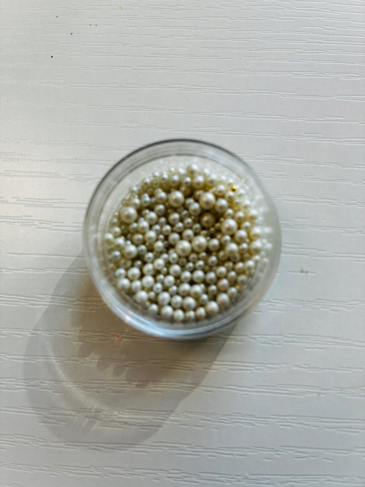 Perles caviar écrues nacrées pour nail art – Tailles assorties