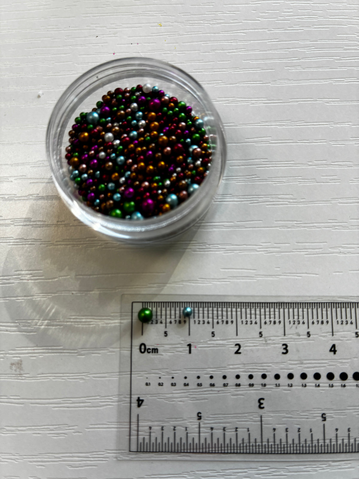 Perles caviar multicolores pour nail art – Tailles assorties