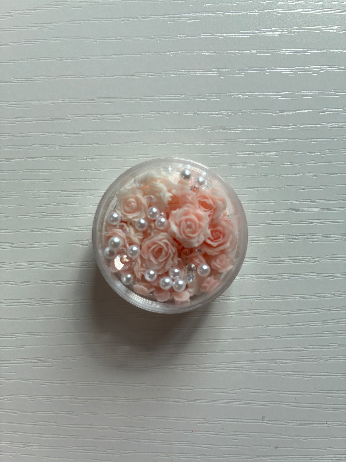 Décorations Nail Art 3D – Roses rose poudré, perles et strass