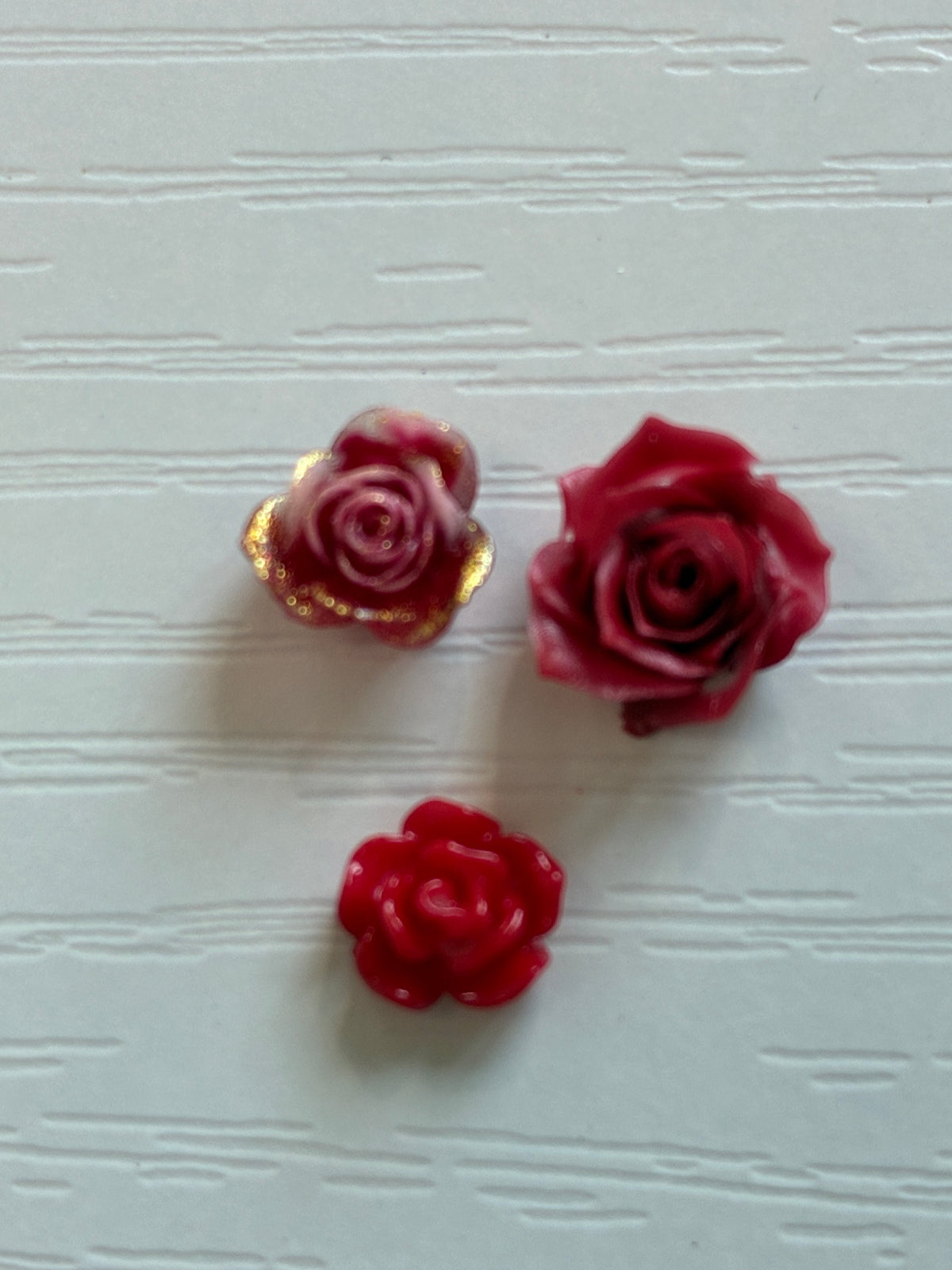 Petites roses 3D rouges et roses – Décoration Nail Art et loisirs créatifs