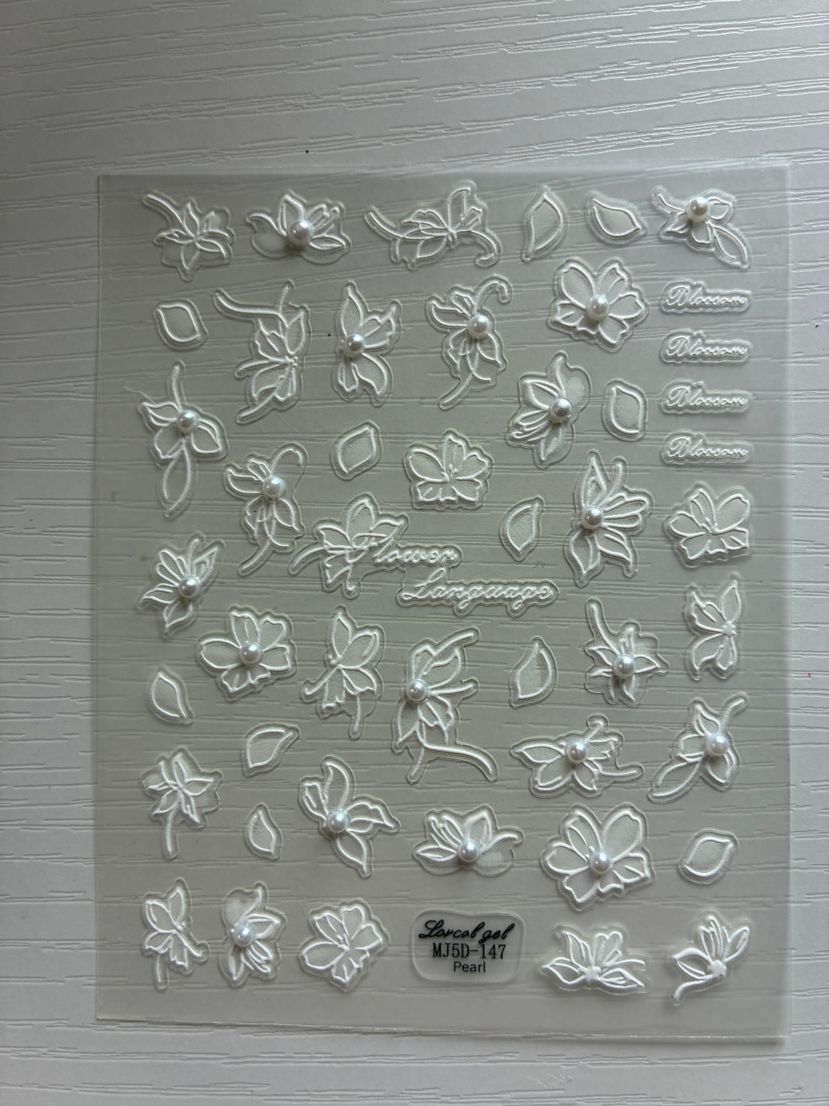 Stickers pour ongles – Fleurs blanches avec perles en relief