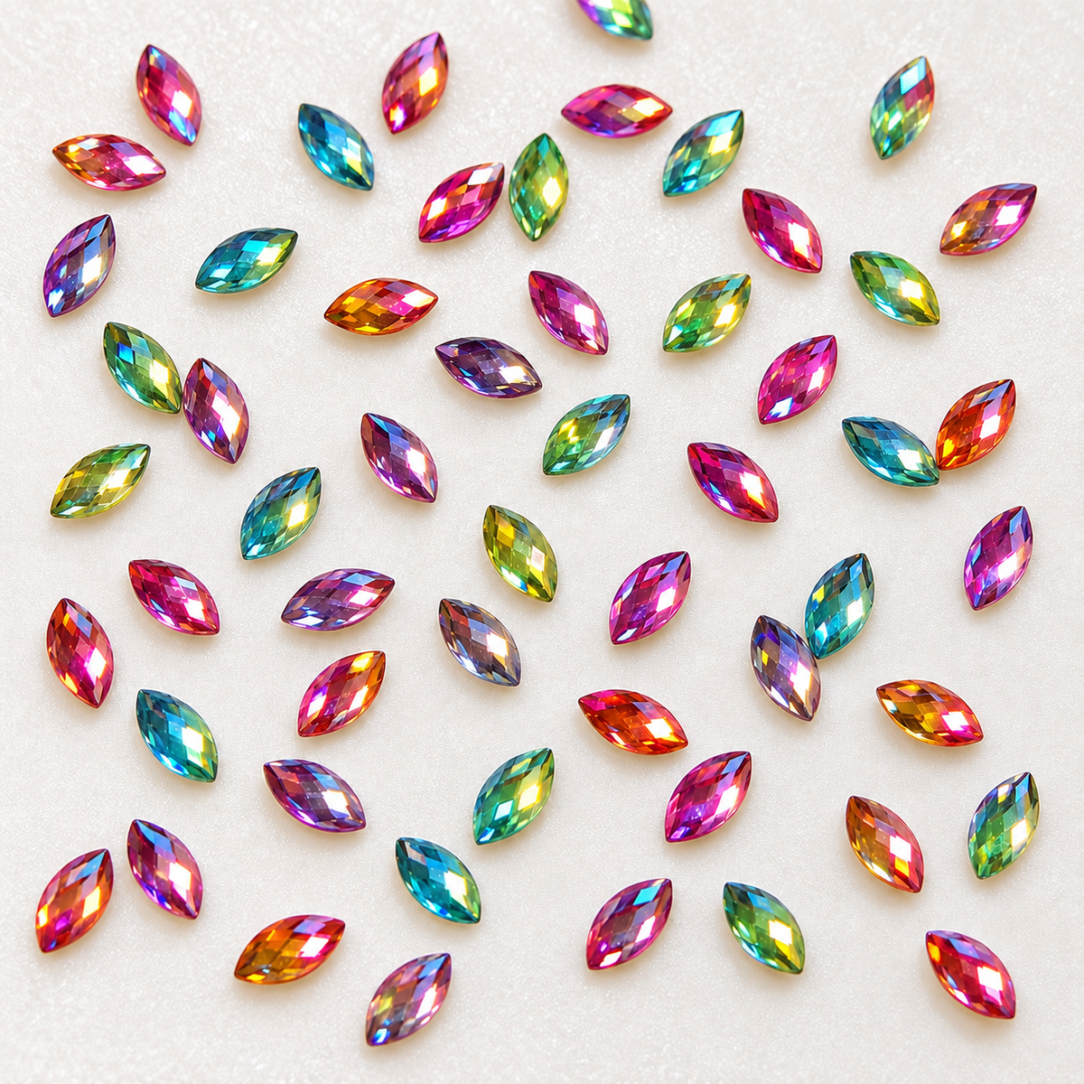 strass navette multicolores irisés pour nail art