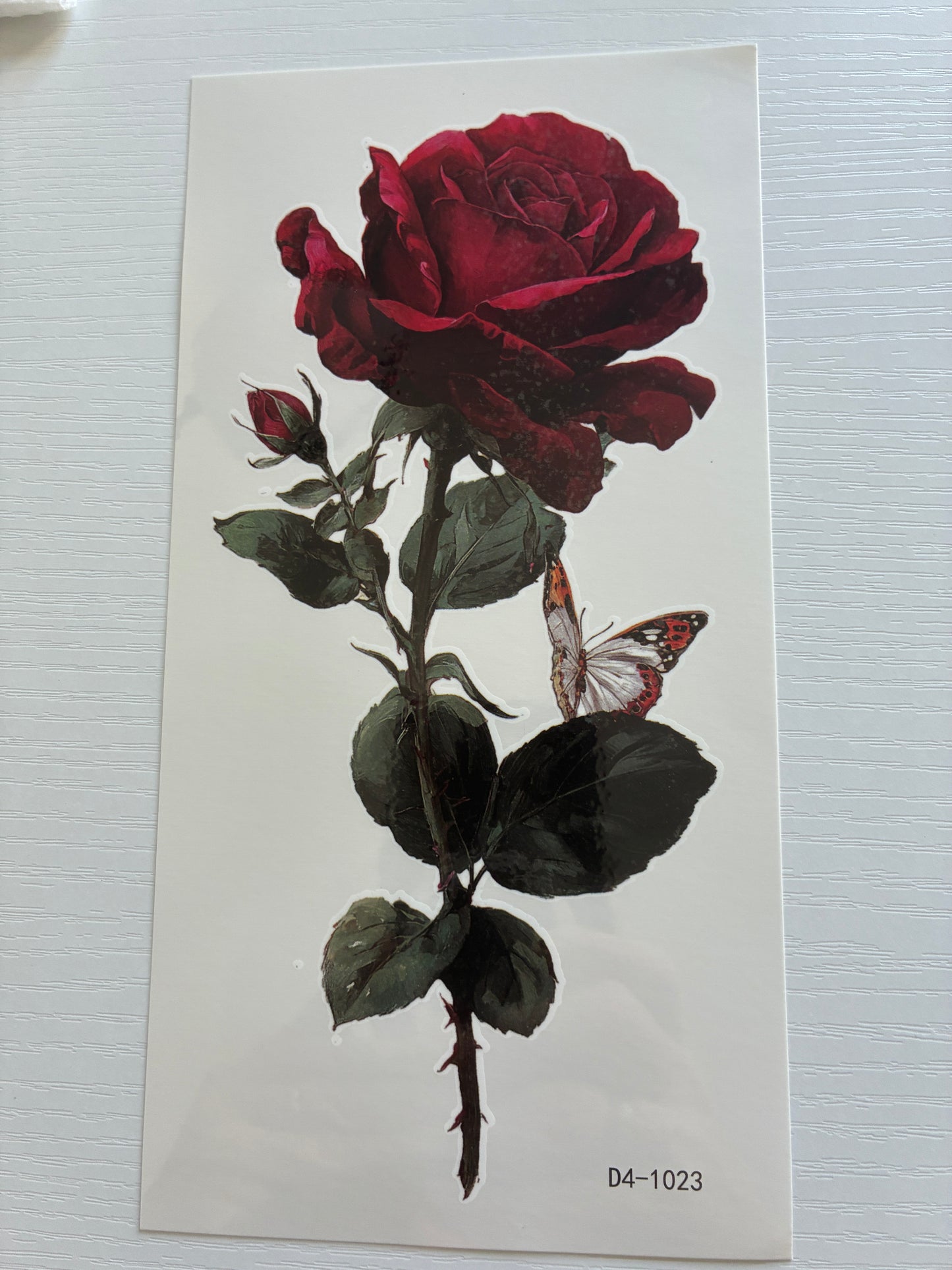 Tatouage éphémère rose éternelle