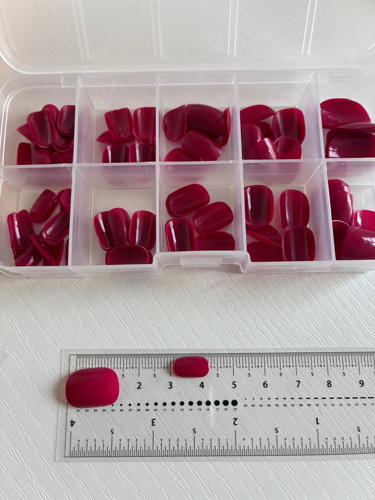 120 capsules carrées courtes lie-de-vin – 10 tailles + accessoires de pose