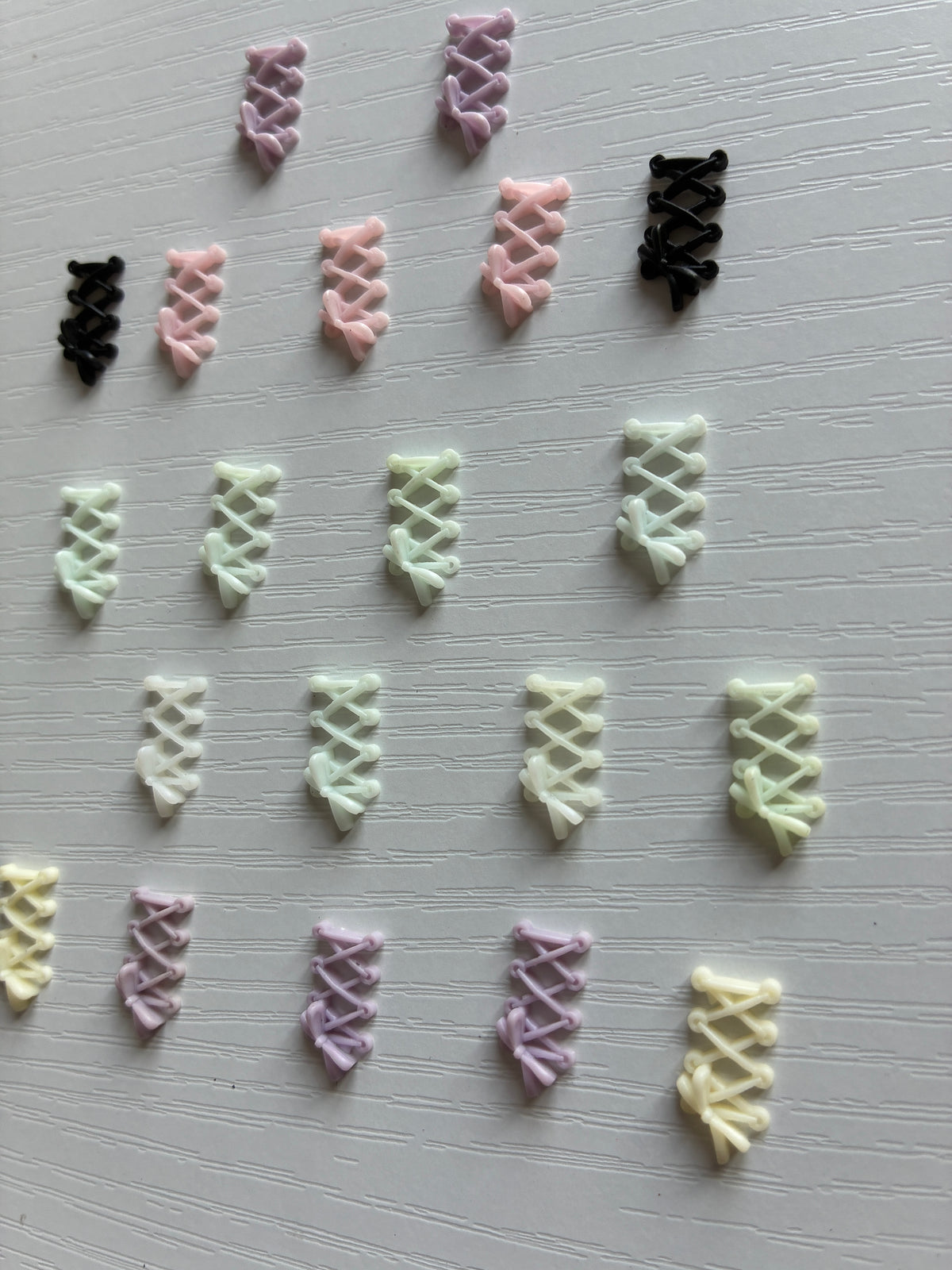 Laçages corset 3D pour Nail Art – Lot de 20 pièces, coloris assortis