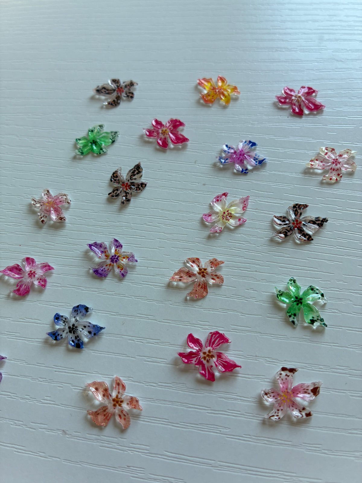 Fleurs 3D multicolores – Lot assorti de 20