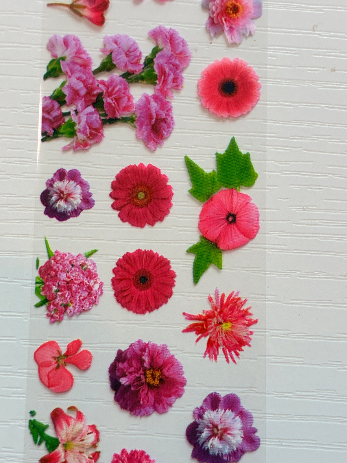 Foil Nail Art – Fleurs roses, fuchsia et rouges