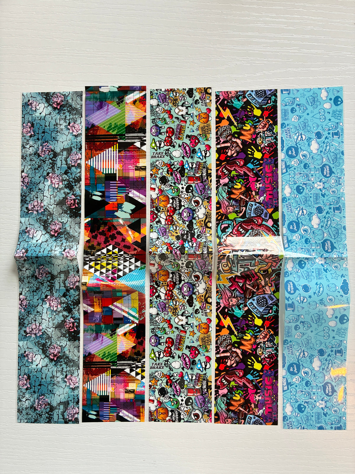 Foils Nail Art – Graffitis, motifs géométriques et fleurs – Lot de 5