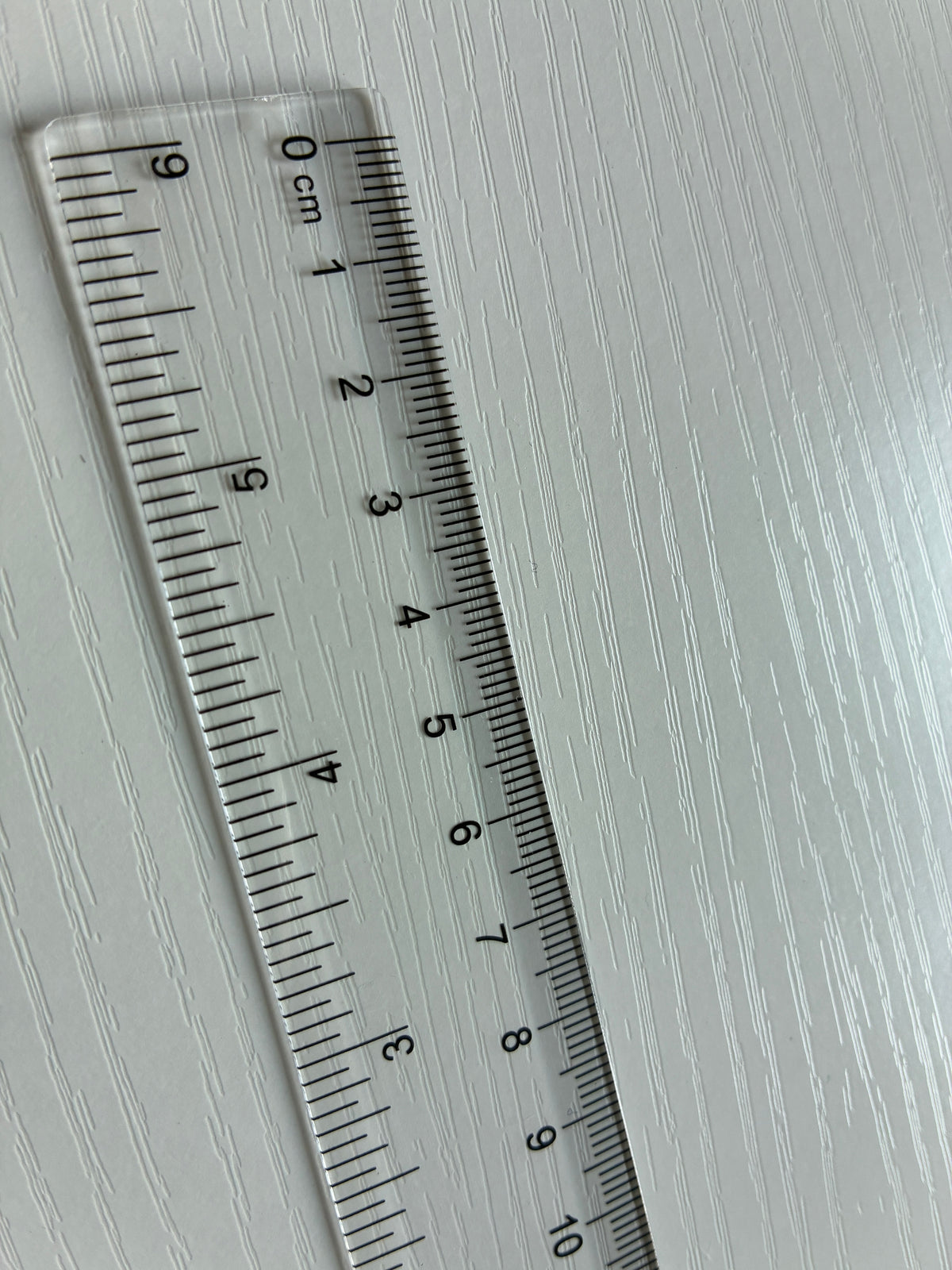 Règle transparente rigide 15 cm pour mesurer les ongles