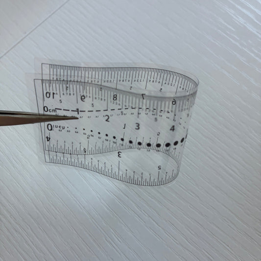 Règle souple transparente 10 cm pour mesurer les ongles